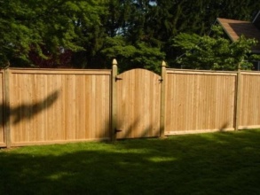 Деревянный забор сплошной 12 метров фото в Куровском